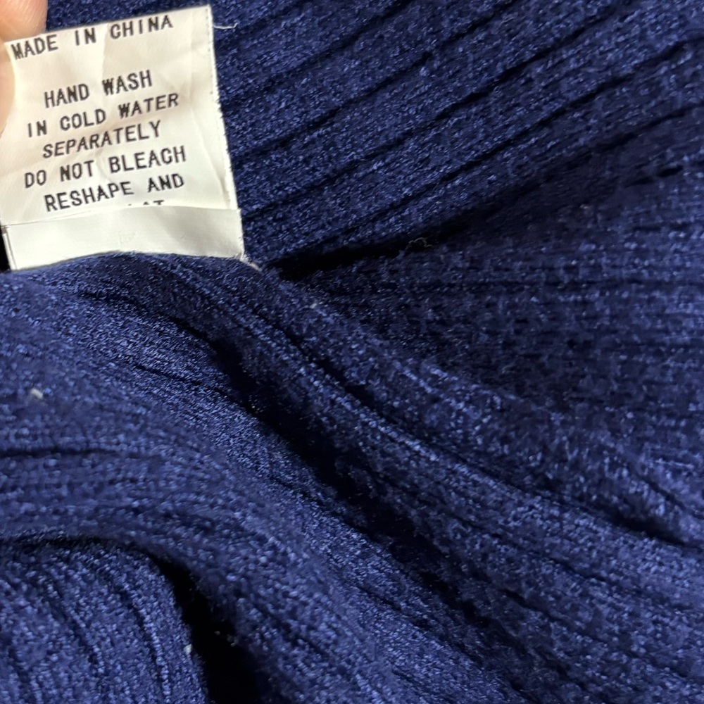 Luna‎ Plus Size Ruffled Blue Ribbed Sweater - Picture 9 of 9